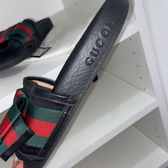 Bow slides - Picture 3 of 4